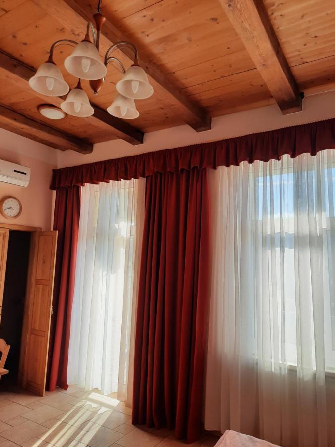 Appartment Centrum Κάρλοβι Βάρι Εξωτερικό φωτογραφία