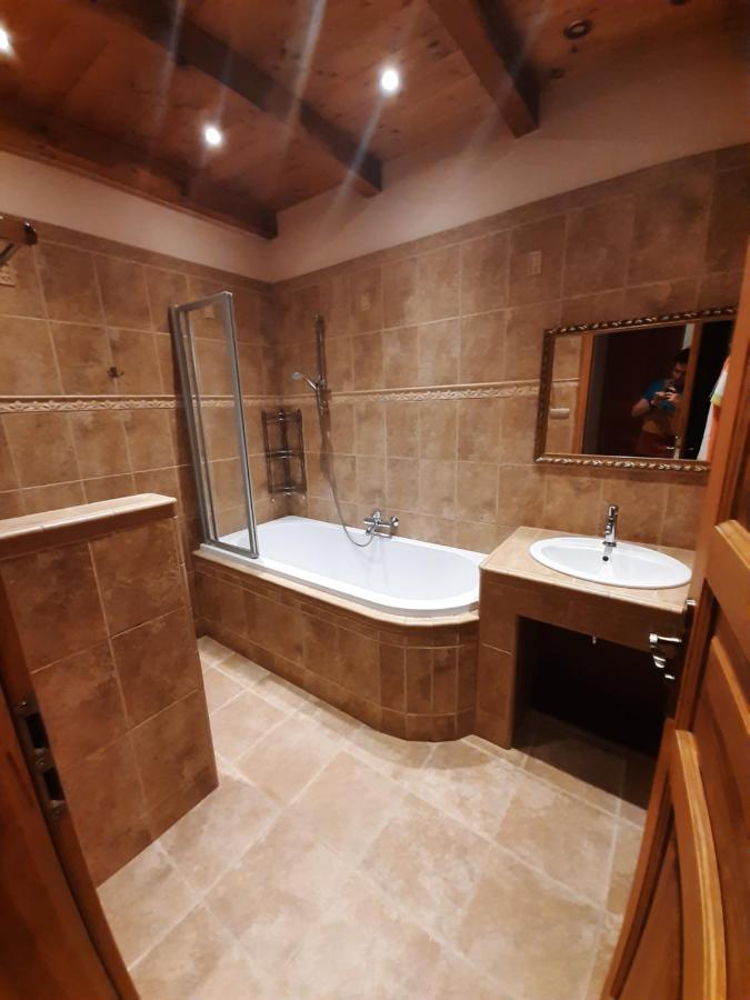 Appartment Centrum Κάρλοβι Βάρι Εξωτερικό φωτογραφία