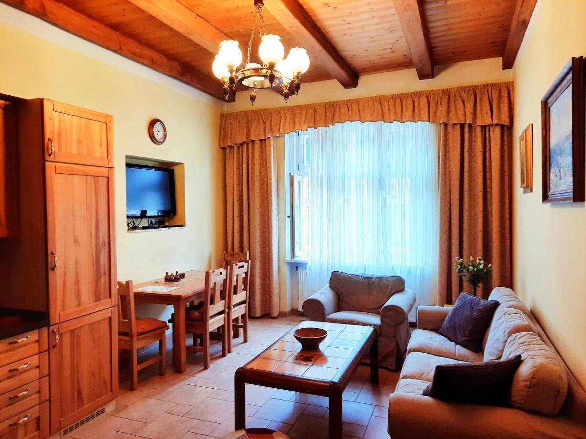 Appartment Centrum Κάρλοβι Βάρι Εξωτερικό φωτογραφία