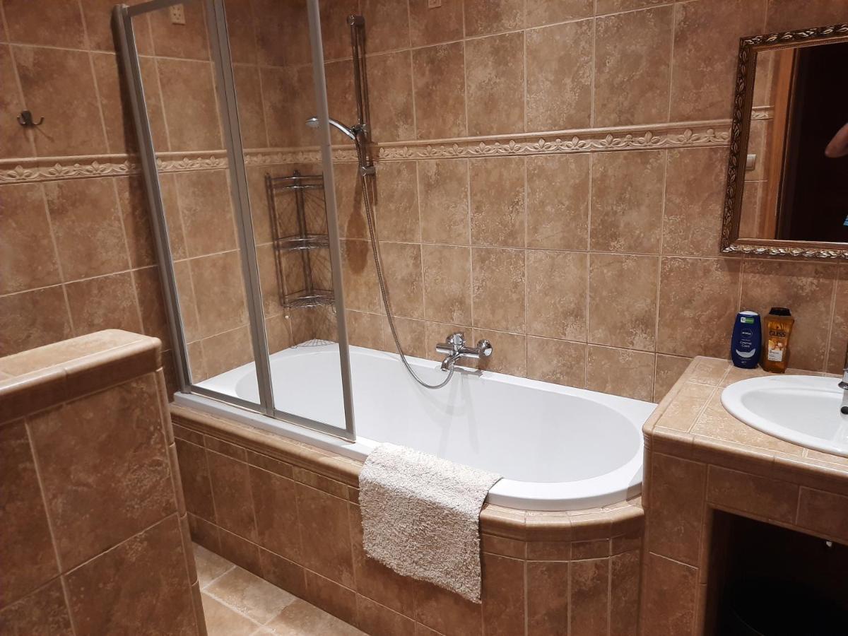 Appartment Centrum Κάρλοβι Βάρι Εξωτερικό φωτογραφία