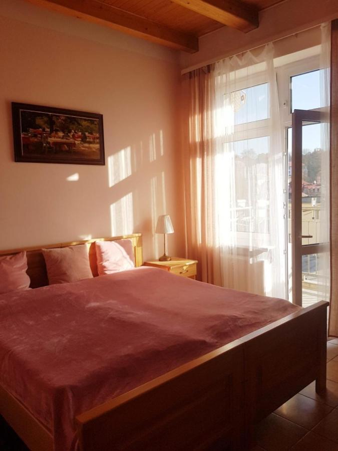Appartment Centrum Κάρλοβι Βάρι Εξωτερικό φωτογραφία