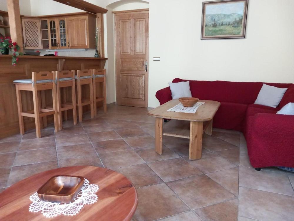 Appartment Centrum Κάρλοβι Βάρι Εξωτερικό φωτογραφία
