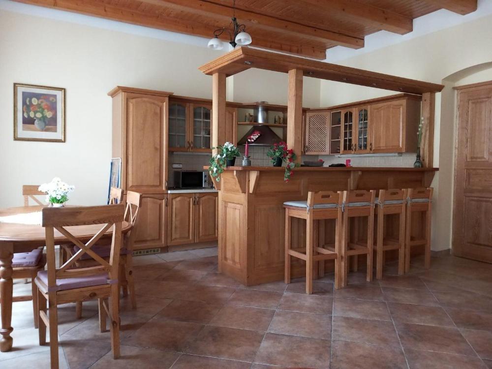 Appartment Centrum Κάρλοβι Βάρι Εξωτερικό φωτογραφία