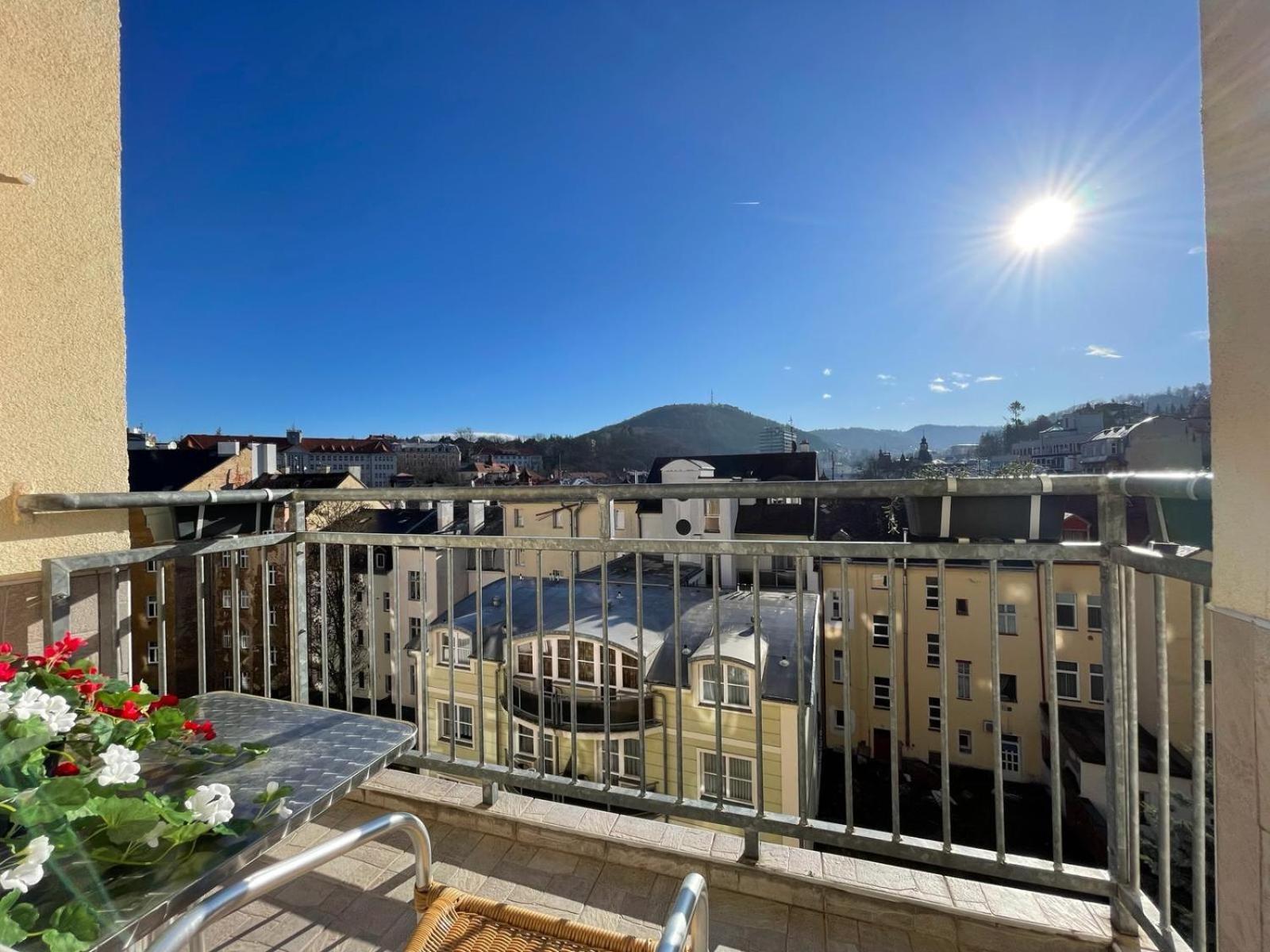 Appartment Centrum Κάρλοβι Βάρι Εξωτερικό φωτογραφία